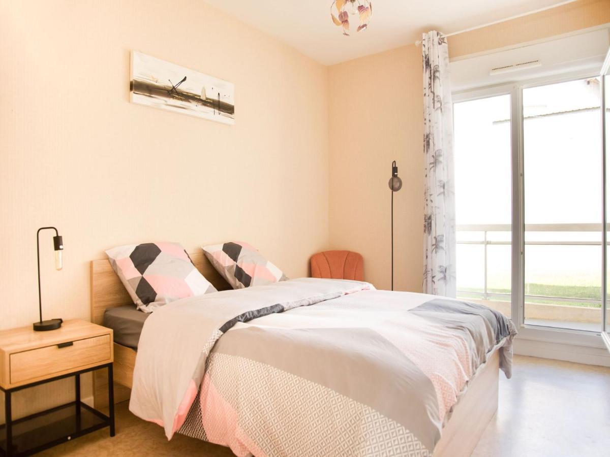 Attractive Apartment In Chaumont With A Balcony Exterior photo