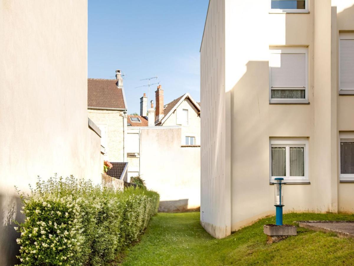 Attractive Apartment In Chaumont With A Balcony Exterior photo